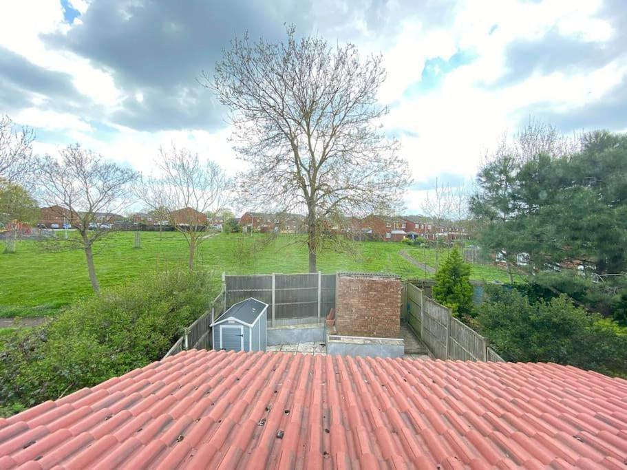 Three Bedrooms House In Windsor Exterior foto